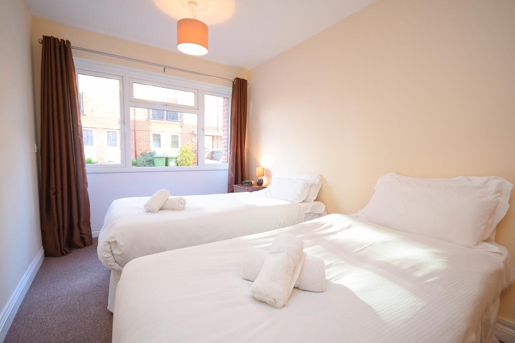 Town Or Country - Clench Street Apartman Southampton Kültér fotó